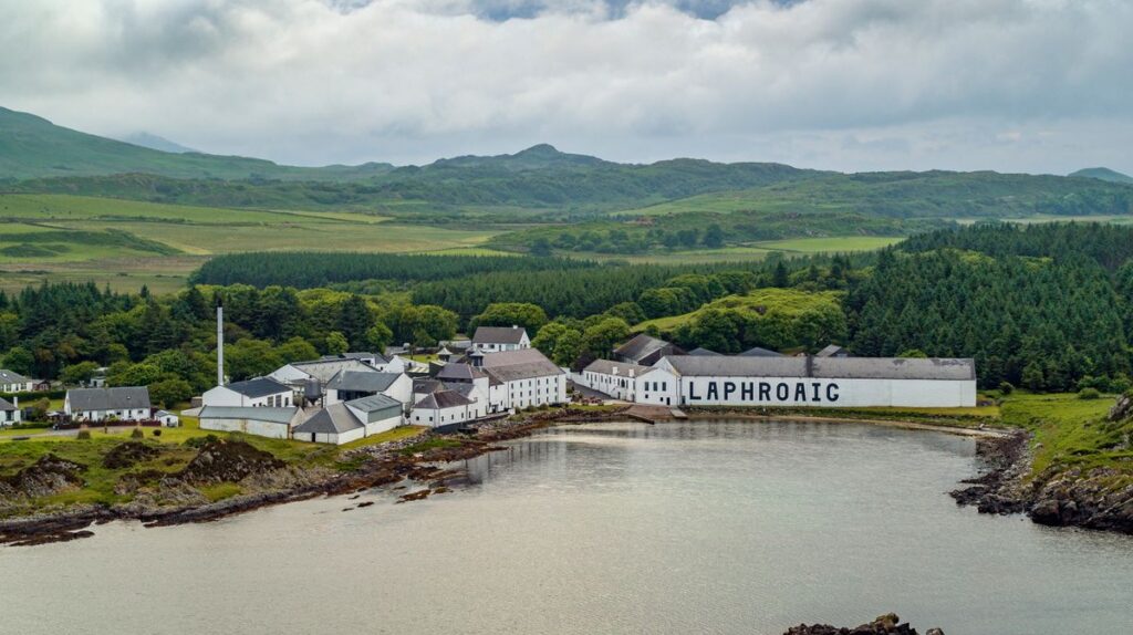 Laphroaig distillery - VisitScotland / John Duncan