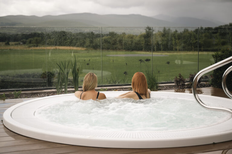 Ballygarry Estate Hotel & Spa hot tub