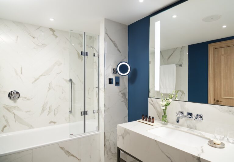 The Grand Classic Room - Bathroom