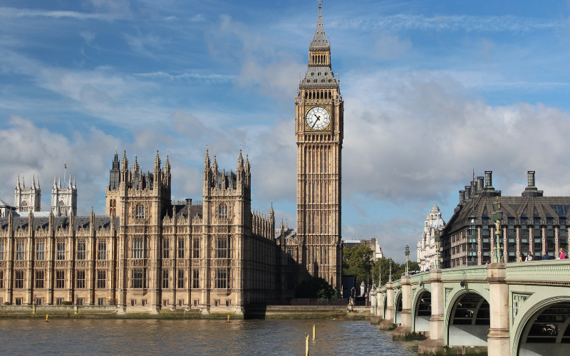 A view over the River Thames, looking out at the Houses of Parliament and Big Ben