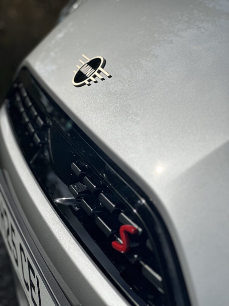 Mini Exterior 7