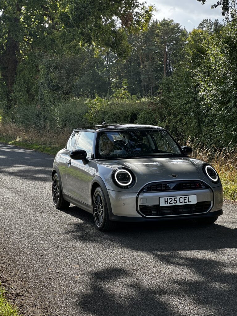 Mini Exterior 6