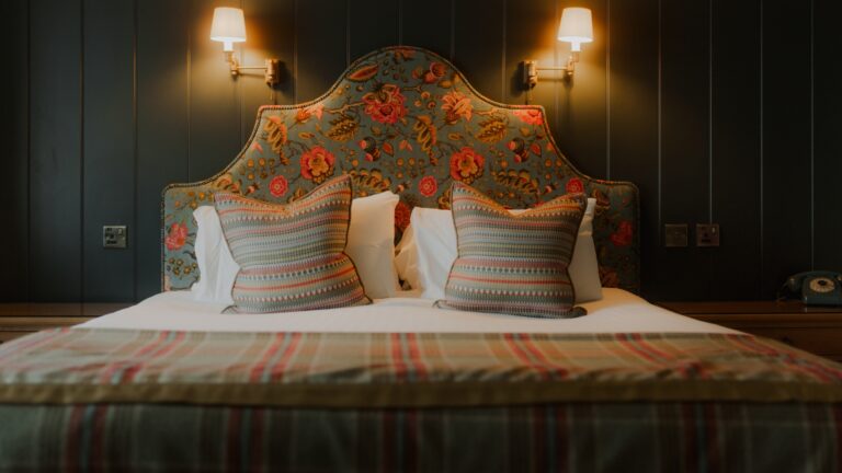 Balmoral Arms Bedroom
