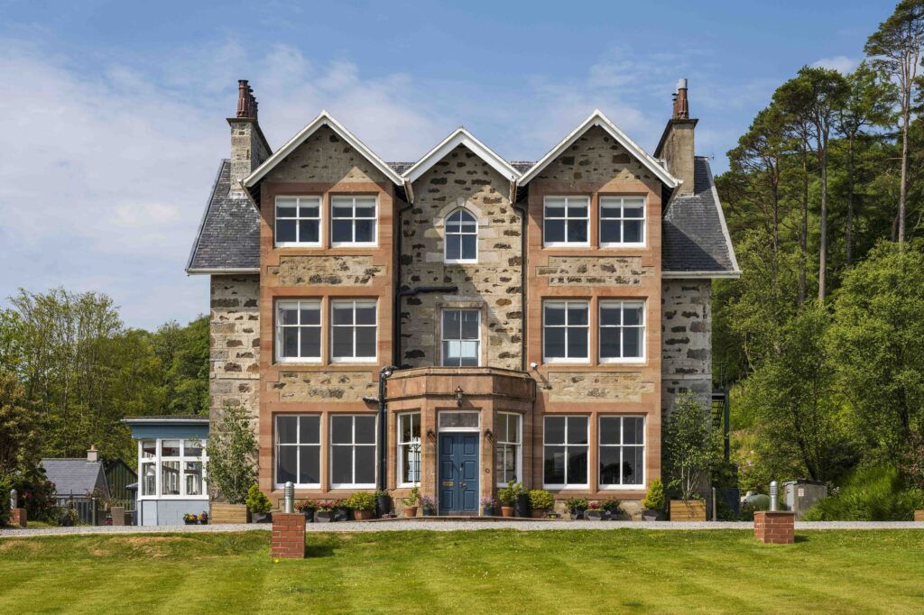Duidsale House Hotel Exterior