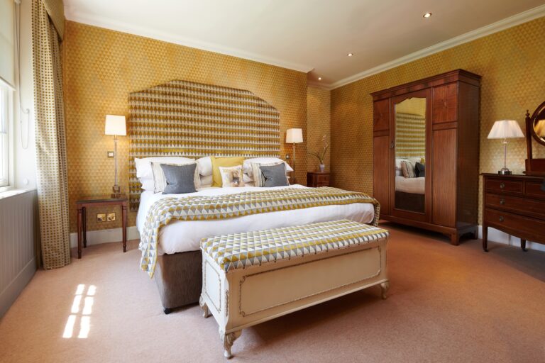 Rufflets Hotel Gilroy Bedroom