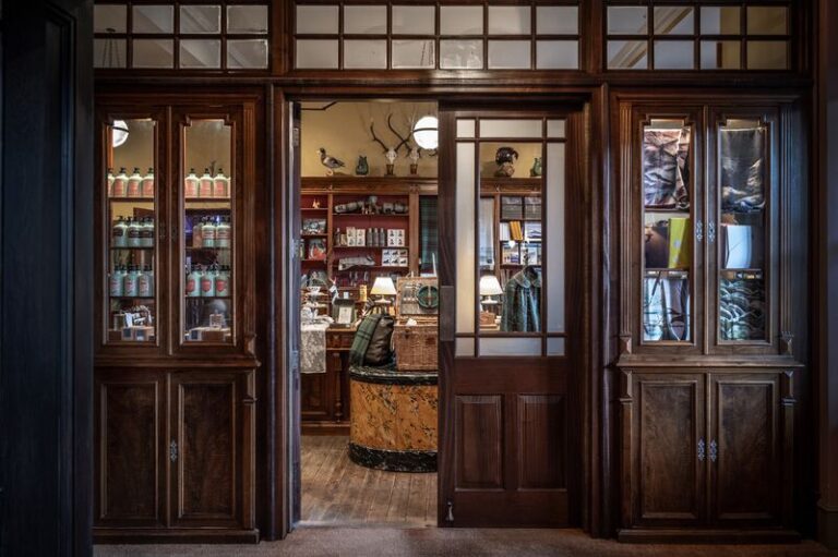 Fife Arms Bar