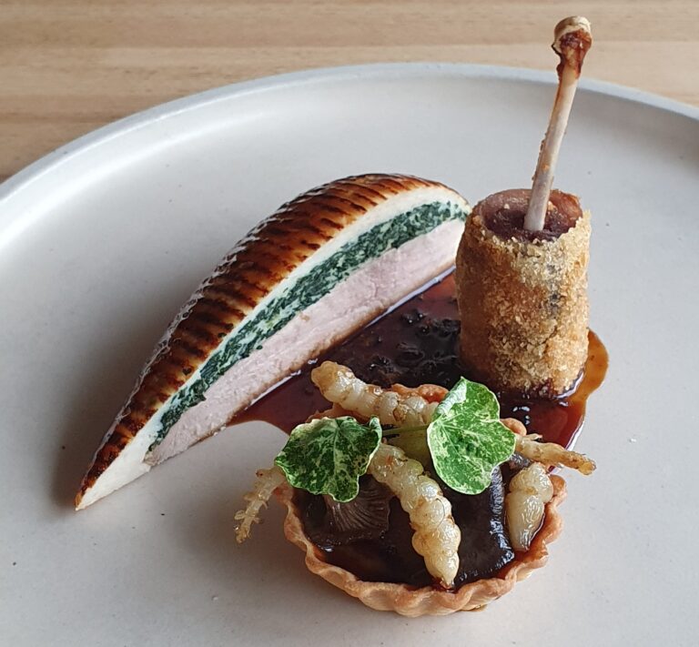 Dining at the Lovat